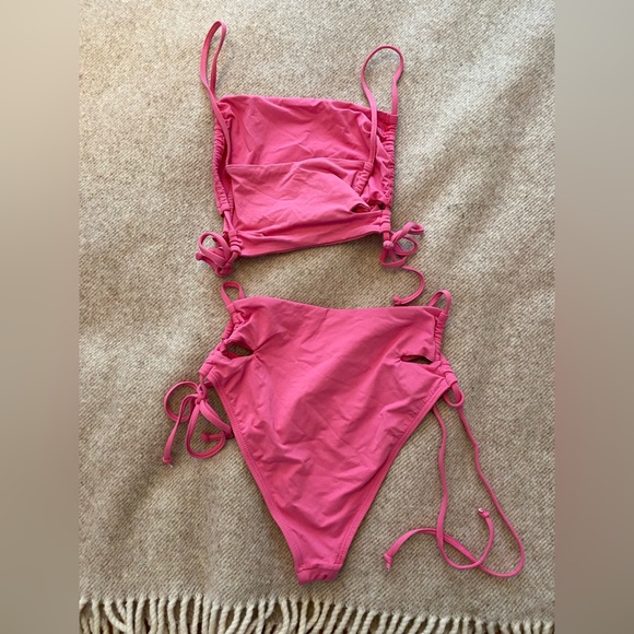 L*SPACE bubblegum pink bikini XS - Picture 2 of 5